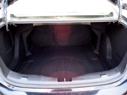 Used 2017 Chevrolet Cruze LT image 28