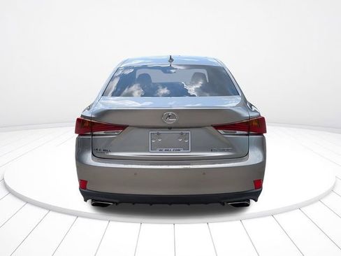 Used 2018 Lexus IS 300 w/ Premium Package RWD image 5