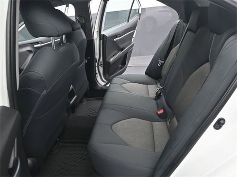 Used 2023 Toyota Camry LE image 12