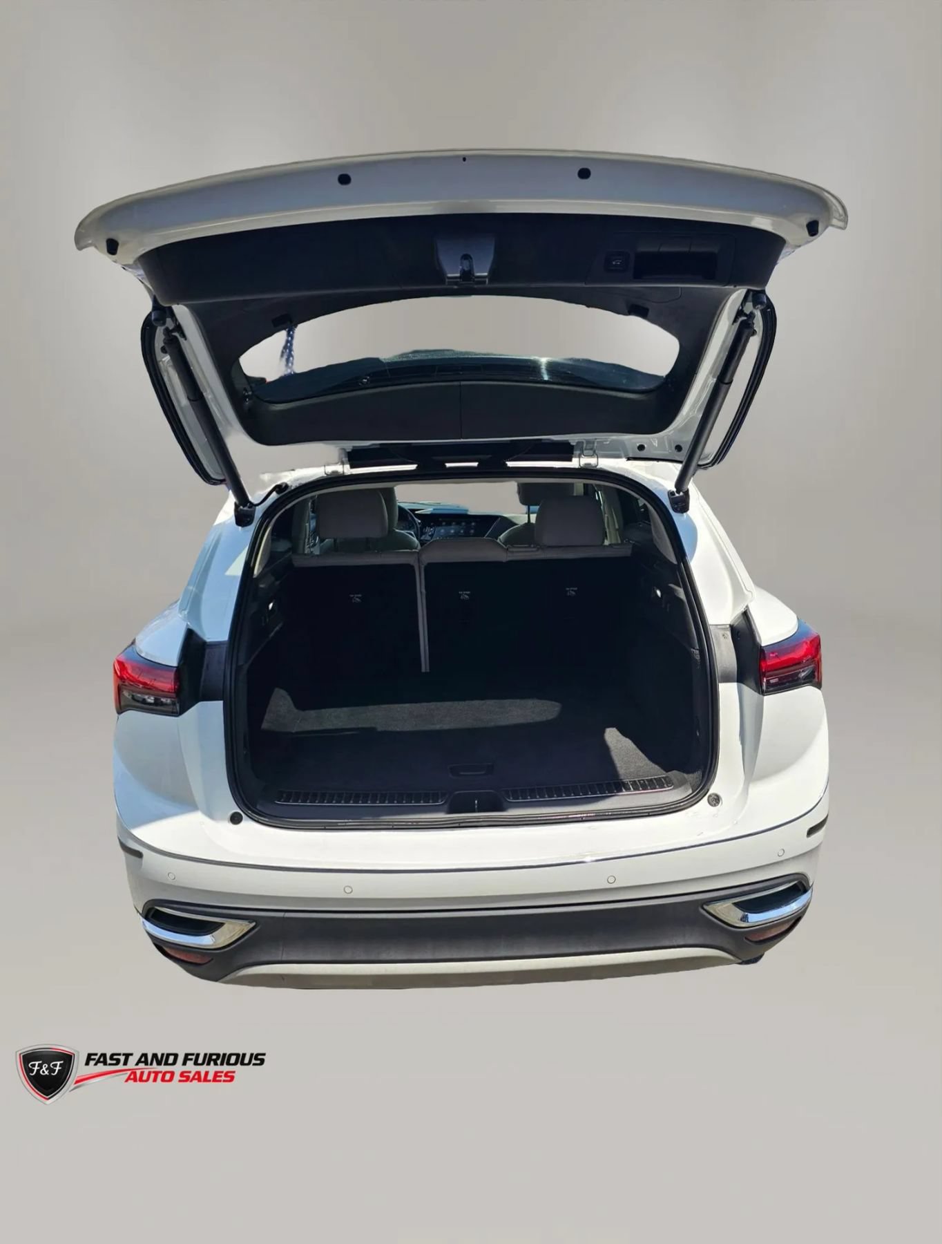 Used 2021 Buick Envision Essence AWD/4WD image 29