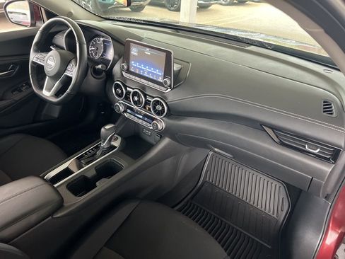 Certified 2022 Nissan Sentra SV w/ All-Weather Package FWD image 18