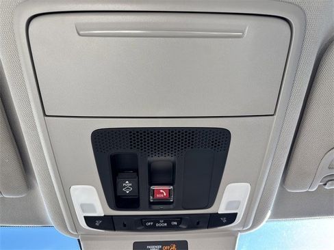 Used 2024 Honda Accord Touring image 31