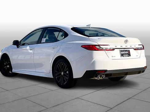 New 2026 Toyota Camry SE image 11