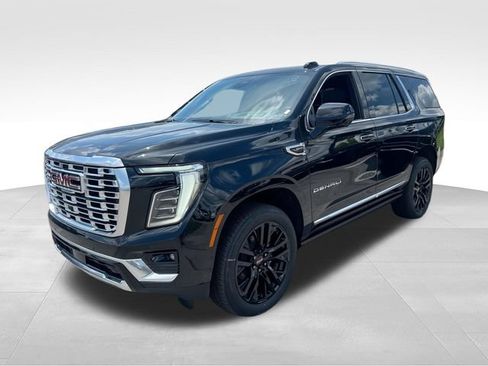 New 2026 GMC Yukon Denali w/ Sun & Power Step Package AWD/4WD image 4