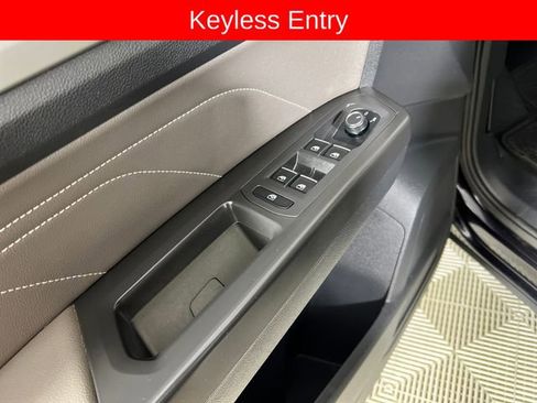 Used 2022 Volkswagen Atlas SE AWD/4WD image 12
