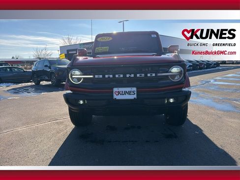 Used 2023 Ford Bronco Outer Banks image 12