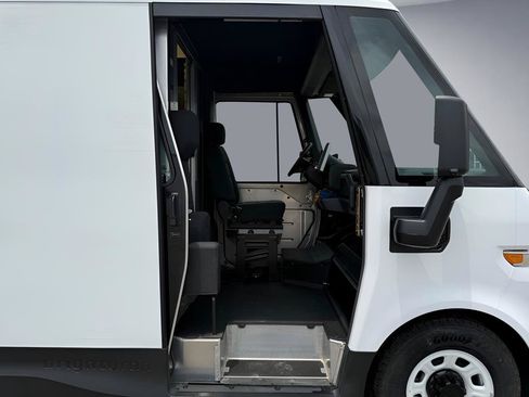 Used 2024 Chevrolet Brightdrop 600 w/ Battery Pack, Max Range AWD/4WD image 49