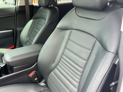 Used 2025 Kia Sportage SX FWD image 35