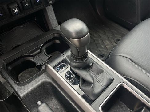 Used 2023 Toyota Tacoma Limited image 22