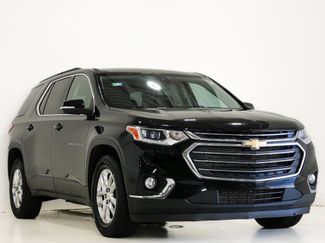 Used 2021 Chevrolet Traverse LT w/ LPO, Floor Liner Package image 1