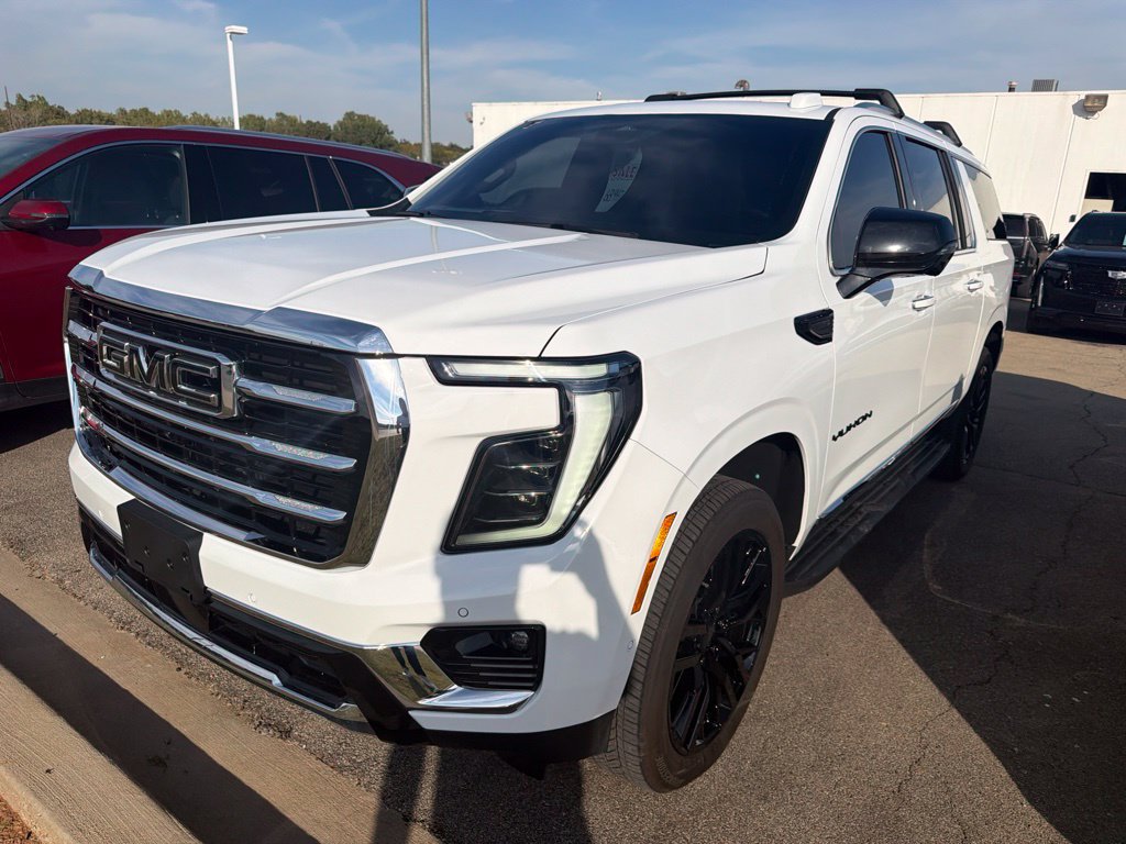 Used 2026 GMC Yukon XL Elevation w/ Elevation Premium Package AWD/4WD image 13