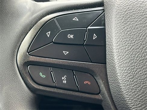 Used 2022 Jeep Cherokee Trailhawk image 21