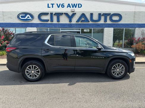 Used 2023 Chevrolet Traverse LT w/ LPO, Cargo Package AWD/4WD image 3