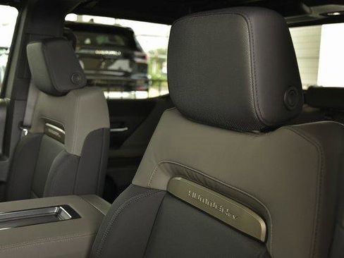 New 2025 GMC Hummer EV 3X image 28