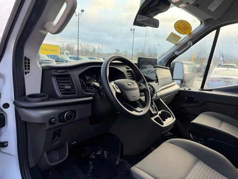 Used 2022 Ford Transit 350 XLT image 14