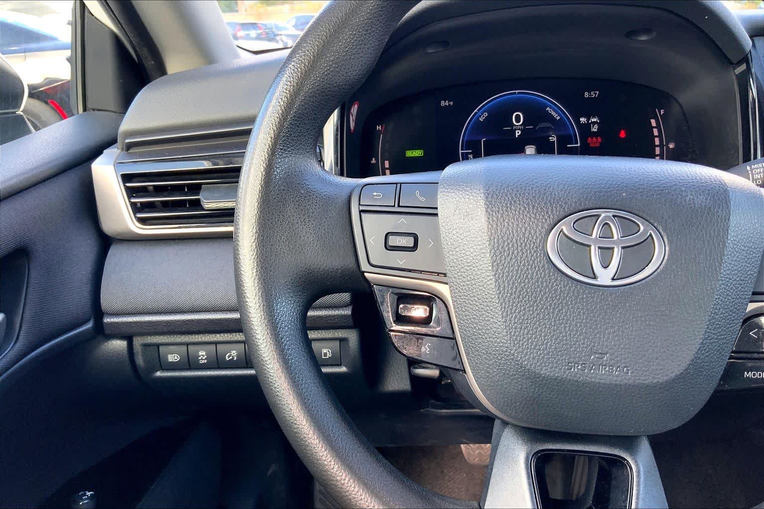 Used 2025 Toyota Camry LE FWD image 23