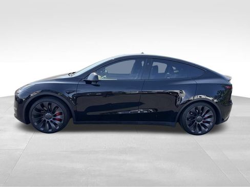 Used 2024 Tesla Model Y Performance AWD/4WD image 8