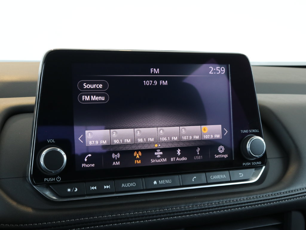 Used 2024 Nissan Rogue S AWD/4WD image 15