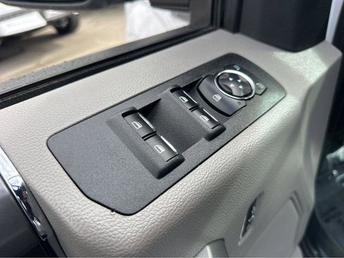 Used 2019 Ford F150 XLT w/ Equipment Group 301A Mid image 35