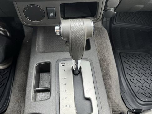 Used 2010 Nissan Xterra S image 13