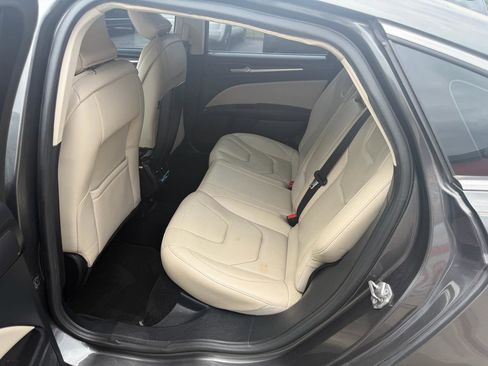 Used 2017 Ford Fusion Titanium FWD image 12