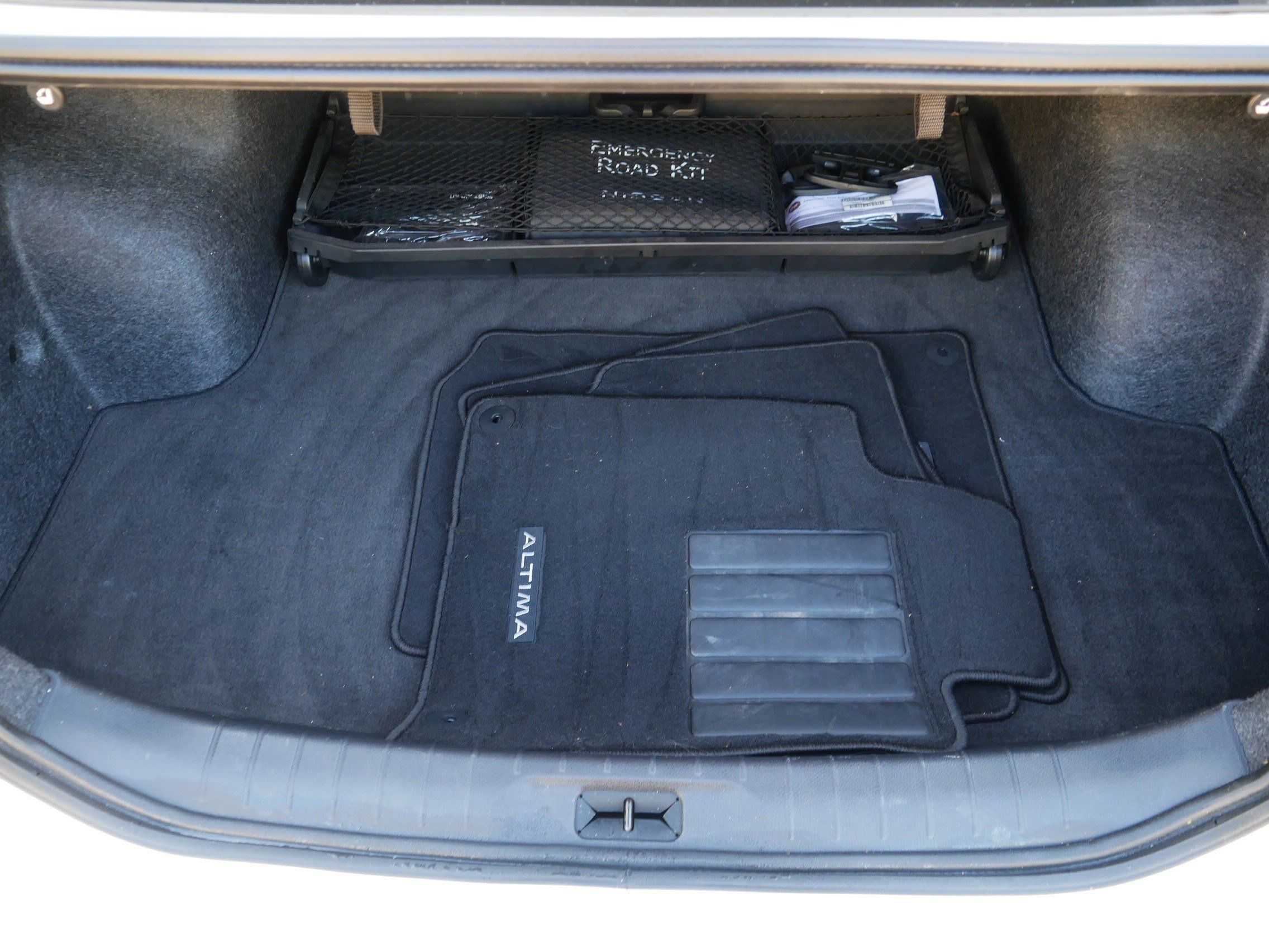 Certified 2024 Nissan Altima 2.5 SV w/ SV Premium Package AWD/4WD image 18