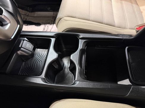 Used 2018 Honda CR-V EX image 49