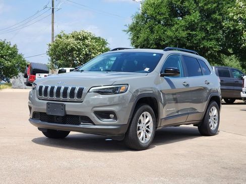Certified 2022 Jeep Cherokee Latitude Lux AWD/4WD image 3