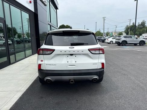 Used 2022 Ford Escape Titanium w/ Class II Trailer Tow Package AWD/4WD image 4