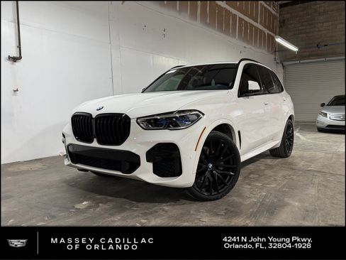 Used 2022 BMW X5 sDrive40i w/ M Sport Package RWD image 1