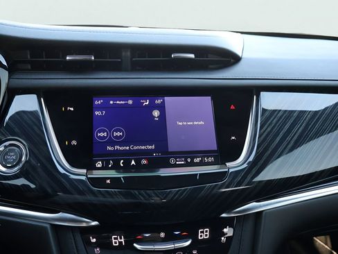 Used 2024 Cadillac XT6 Premium Luxury image 25