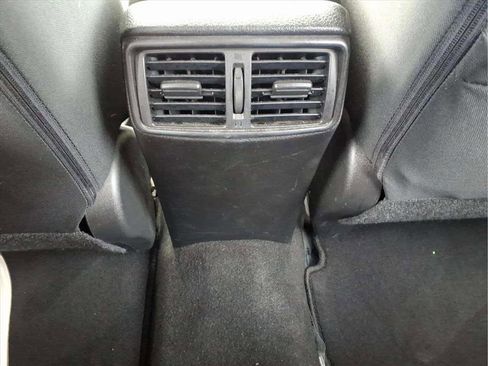 Used 2021 Nissan Rogue Sport S image 13