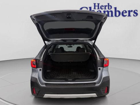 Used 2021 Subaru Outback Limited XT AWD/4WD image 4