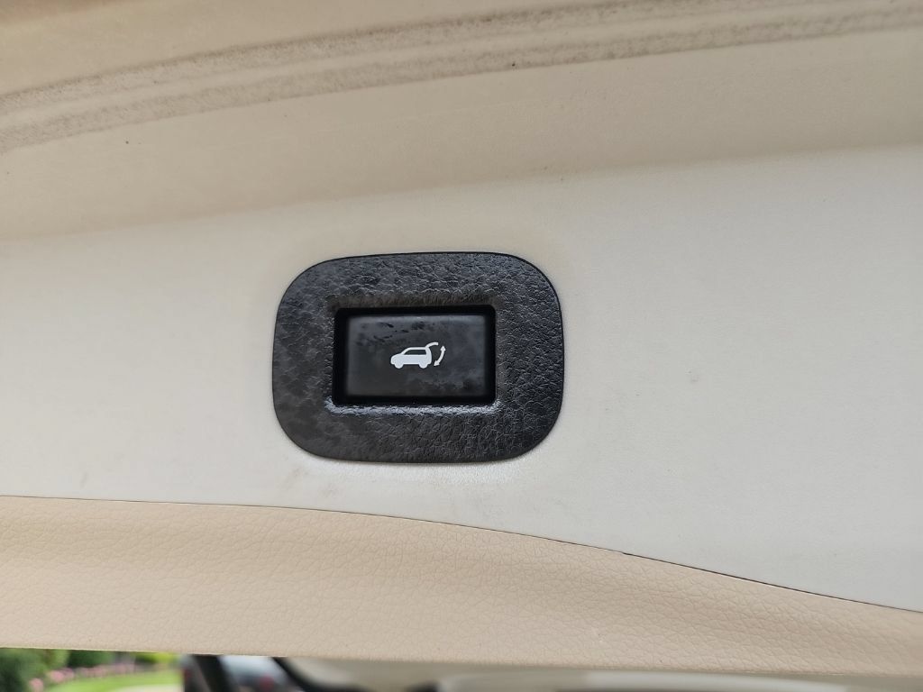 Used 2020 Nissan Rogue SV w/ Sun & Sound Touring Package AWD/4WD image 29