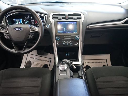 Used 2020 Ford Fusion SE FWD image 36