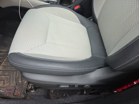Used 2020 Subaru Forester Premium AWD/4WD image 2