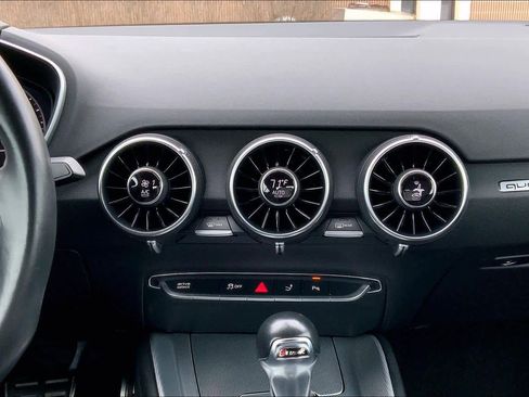 Used 2017 Audi TT 2.0T image 7