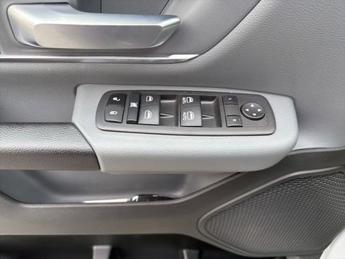 Used 2023 RAM 1500 Big Horn AWD/4WD image 18