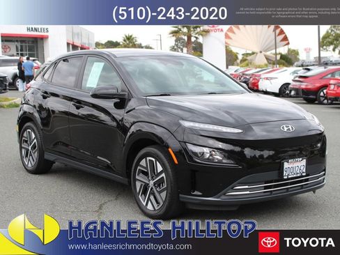 Used 2023 Hyundai Kona SE image 5