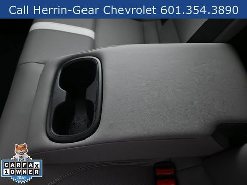 Used 2025 Toyota Camry SE w/ Convenience Package FWD image 17