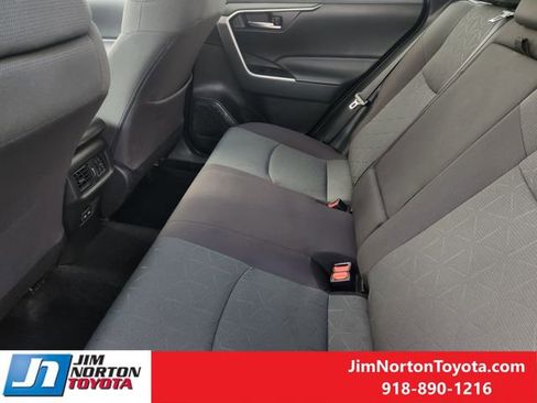 Used 2023 Toyota RAV4 XLE image 31