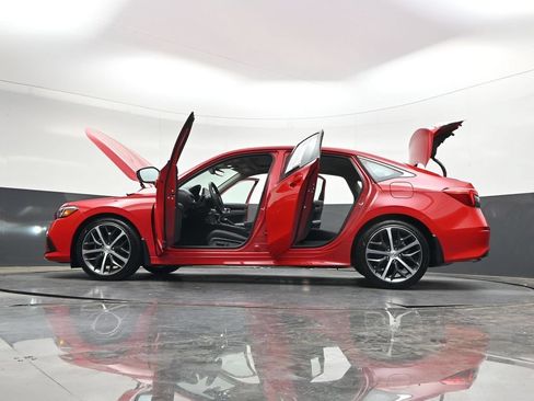 Used 2022 Honda Civic Touring image 46