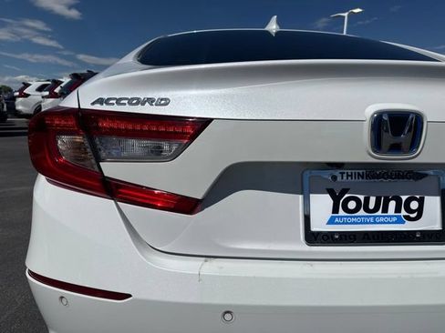 Used 2022 Honda Accord EX-L image 9