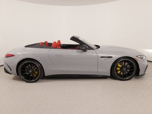 Used 2022 Mercedes-Benz SL 63 AMG 4MATIC image 9