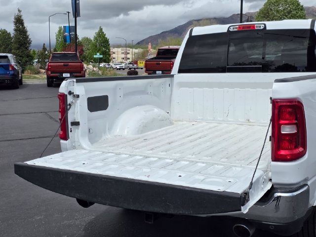 Used 2025 RAM 1500 Laramie AWD/4WD image 12