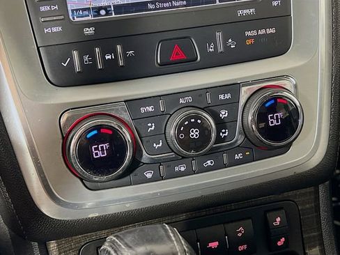 Used 2016 GMC Acadia SLT w/ Open Road Package AWD/4WD image 19
