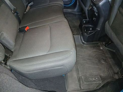 Used 2020 Jeep Wrangler Unlimited Sahara image 54