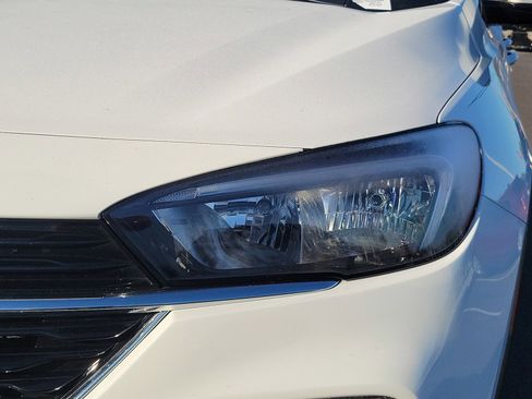 Used 2023 Buick Encore GX Select w/ Safety Package II image 10