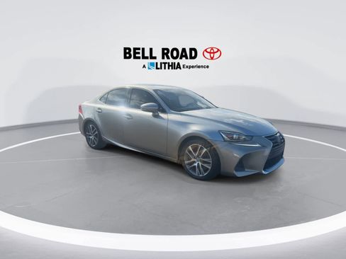 Used 2019 Lexus IS 300 image 2
