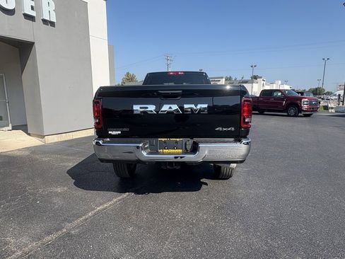 New 2025 RAM 2500 Big Horn image 7